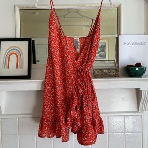 Free people Floral Wrap Dress Size Small